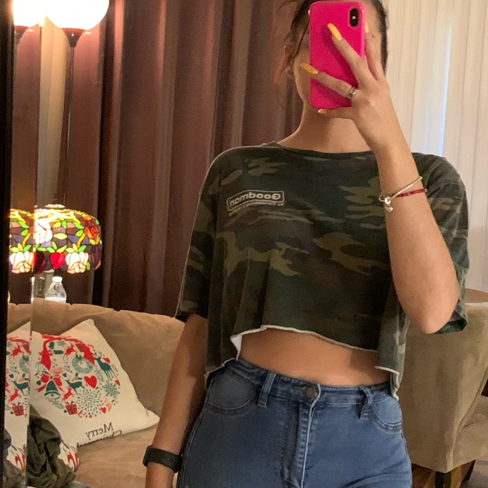 Camo crop top